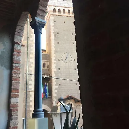 Casa Delle Bifore *